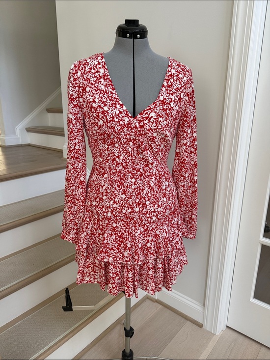 Kookai Dresses & Skirts - Kookai Red and White Floral V-Neck Ruffle Mini Dress